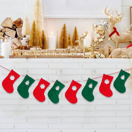 Christmas Decorations Red and Green Felt Christmas Socks Banner Garland, 8pcs Xmas Socks Streamer for Indoor Holiday Wall Window Door Decoration
