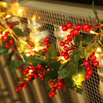 30 Artificial Red Berry Stems,7.9 Inch Christmas Holly Berry Branches Red Berry Picks for Holiday Home Decor and Crafts