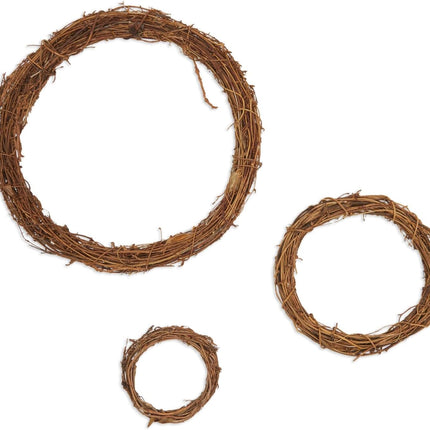 Juvale Set of 3 Grapevine Wreath Forms for DIY Crafts, Plain Twig Branches for Christmas, Holidays, Wedding, Party, and Fall Home Decor (11.5, 7, and 4.5 in)