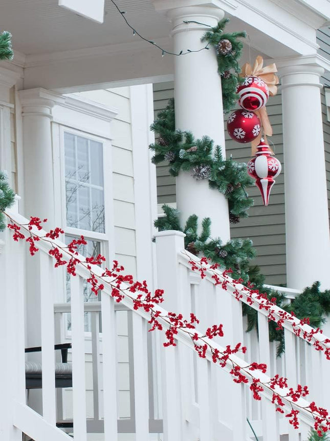 IUIBMI 6Ft Artificial Red Berry Garland Holiday Garland Christmas Red Berry Garland with Bendable Stems for Holiday Fireplace Stairs Table Decorations(#1)