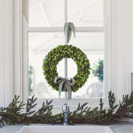 Preserved Boxwood Wreath, Wedding Home Decoration Full Green Real Boxwood Wreath, Indoor Décor for Halloween, Christmas Wreath (Wreath, 10")