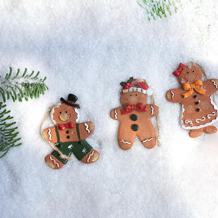 Gingerbread Christmas Decorations 3pcs Resin Hanging Xmas Ornaments Christmas Tree Decorations for Winter, Year Party Supplies, Wedding Home Kitchen Decor 3.5 Inch Tall