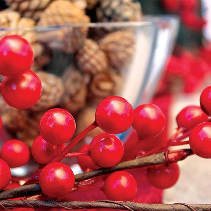 Christmas Garland Winter Red Berries Holiday Decoration Pine Cones, Evergreen Pine Needle – Unlit Berry Garlands Xmas Decor, Kitchen, Bar, Fireplace/Indoor/Outdoor Greenery with Snow 6 Ft Long (6ft)