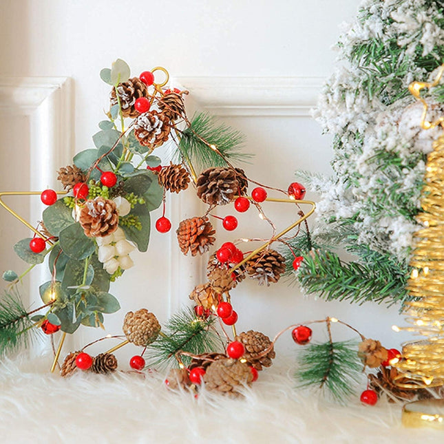 Hongyitime 7.8 FT PineCones String Lights, christmas pine cone light string, 20 LED Red Berry Pine Cone Garland Lights, led Garland String Lights, Christmas Decorations for Home, Garland for Fireplace