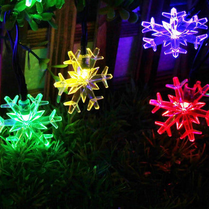 Solar Snowflake String Lights 20ft 30 LEDs Waterproof 8 Modes Solar Powered String Fairy Lights Christmas Lights Patio Lights Indoor Outdoor Lighting for Patio Holiday Party Gar