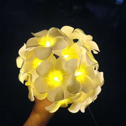 Solar Plumeria Flowers Outdoor Waterproof - 20Ft 20LED Solar Hawaiian Frangipani Flower String Lights, Tropical Flowers Floral Decorative for Garden, Fence, Yard, Patio, Tree Party White