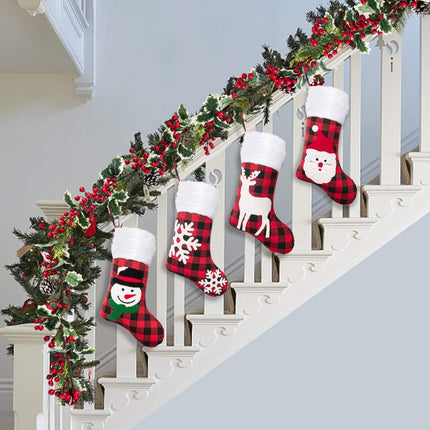 Jelofly 7FT Red Berry Christmas Garland with Pine Cone Needle Garland Christmas Xmas Decorations Indoor Outdoor Garden Gate Home Fireplace Decoration Winter Christmas Holiday Year Decor