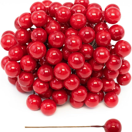 Quacc 100pcs Red Artificial Holly Berries Lovely 0.4" Fake Berries on Wire Realistic Berries for Christmas Tree Garland Flower Wreath Decorations Wreath DIY Craft Use