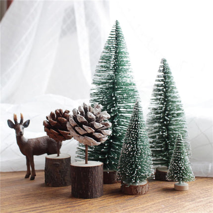 6 PCS Bottle Brush Trees Mini Christmas Trees Table Top Pine Tree Small Sisal Trees for Christmas Decor Dollhouse Decorations Artificial Snow Forest Trees Miniature Xmas Trees