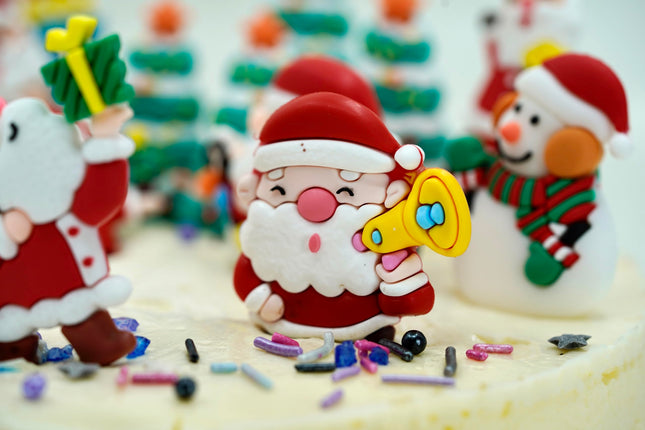 10pcs Christmas Cake Topper Dessert Ornament Santa Claus Cake Topper Merry Christmas Home Party Baking Decorations