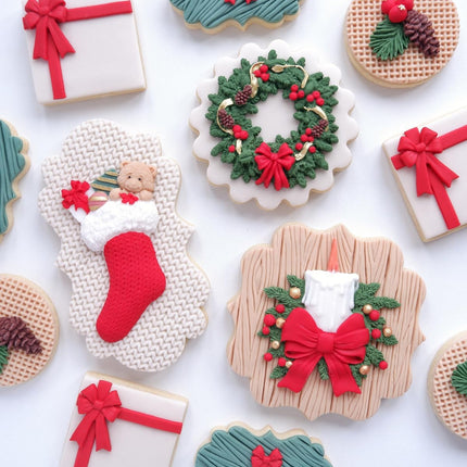 Katy Sue Christmas Wreath Silicone Mold for Christmas Cake Decorating & Christmas Clay Crafts For Use With Fondant, Gum Paste, & Air Dry Clay from Katy Sue Christmas Molds