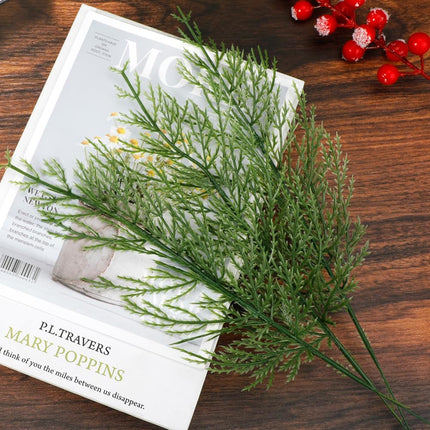 BSTCRAFT 60 pcs Artificial Pine Branches, Plastic Pines Sprigs Christmas Stems Picks, Greenery Faux Cedar Needles Branch for DIY Garland Wreath Home Garden Centerpieces Decorations