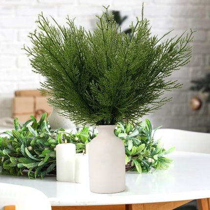 BSTCRAFT 30 pcs Artificial Pine Sprigs, Faux Pine Stems Greenery Picks for DIY Christmas Wreath Garland Centerpieces Xmas Decorations
