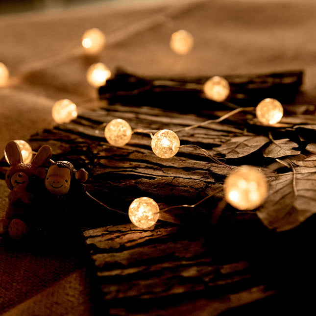 Globe String Lights for Bedroom, Decorative Christmas Lights, Crystal Crackle Ball Lights 10Ft 30 LED Soft White Battery Operated Fairy Lights Perfect for Valentine's Day Decor