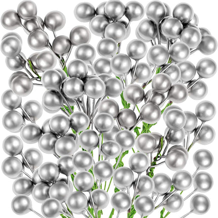 WILLBOND 200 Pieces Artificial Holly Berries for Christmas Tree Decor Fake Berry Stems Picks Set Winter Home Decor Crafts DIY Wreath Garland Christmas Decoration(Silver)
