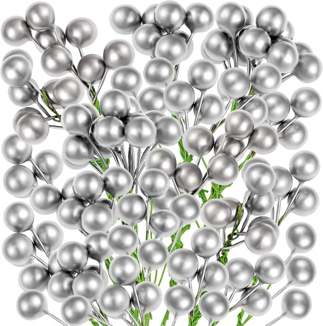 WILLBOND 200 Pieces Artificial Holly Berries for Christmas Tree Decor Fake Berry Stems Picks Set Winter Home Decor Crafts DIY Wreath Garland Christmas Decoration(Silver)