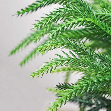 8Pcs Christmas Norfolk Pine Branches, 18 Inch Artificial Christmas Branches DIY Crafts Faux Christmas Norfolk Branches for Xmas Indoor Outdoor Home Decor