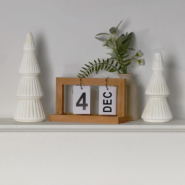 Christmas Decorations, Ceramic Christmas Tree, Small Farmhouse Christmas Decor Trees for Table Top, Mantle, Set of 2 (9.5" H + 7.5" H)