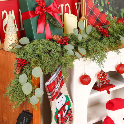 6FT Prelit Christmas Garland Decorations, Realistic Green Cypress Pine Garland with Lights Battery Operated for Mantle Stairs Railing Fireplace Table Indoor Xmas Decor, 6FT