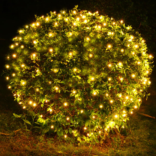 LED Christmas Net Lights Outdoor,120 LED 6ftx4ft Connectable Waterptoof Christmas Lights for Bushes Fence Tree Shrub Yard Garden Outdoor Christmas Decorations(Warm White)