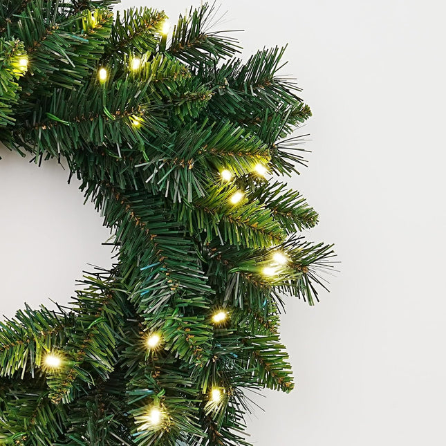 Pre-Lit Artificial Christmas Wreath 20 Inches Battery Operated Timer Lighted Christmas Wreath, Artificial Wreath Christmas Decoration Home Indoor Outdoor