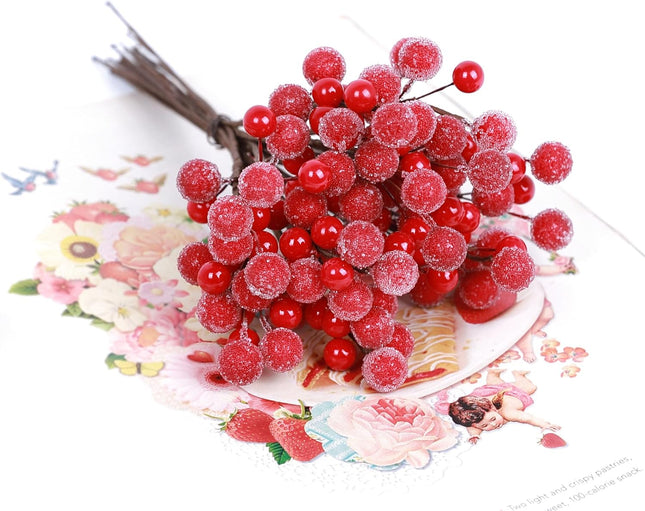 Frosted Red Berry Stems, 20 Pack 7.5“ Artificial Snowy Red Berry Picks Red Holly Berries for Christmas Tree Decor, DIY Wreaths, Crafts, Candle Rings, Garland, Wrapping