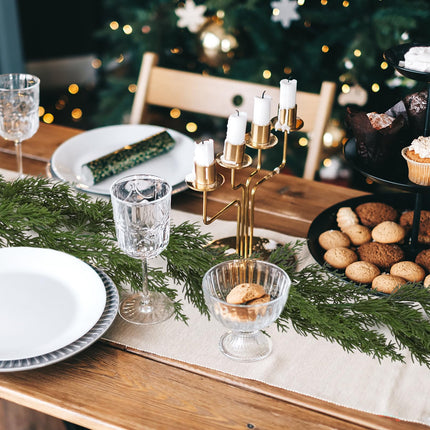 RECUTMS Christmas Garland 5.57Ft Artificial Greenery Garland Plastic Greenery Winter Plants Christmas Decorative Garlands Fake Plant Wreath for Mantel Fireplace Table Runner Step (Green)