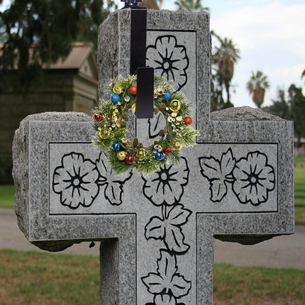 6.3" to 11.22" Metal Christmas Headstone Wreath Hanger Adjustable Flower Wreath Holder for Christma Grave Decoration in Black (2Pcs)