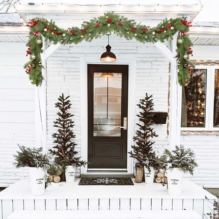 Pine Garland Christmas Decoration, 6ft Christmas Greenery Garland Artificial Spruce Garland Pine Needles for Holiday Mantel Fireplace Table Centerpiece Decor