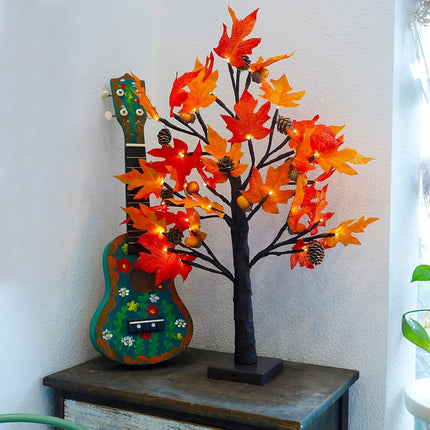 Twinkle Star 23 Inch Tabletop Lighted Maple Tree Battery Operated, Thanksgiving Table Decor with 32 LED Lights, Maple Leaves, Pine Cones and Acorn Autumn Tree for Indoor Home Bedroom Fall Decorations