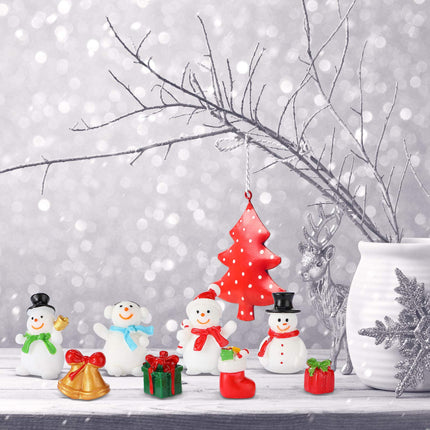 40 Pieces Christmas Ornaments Resin Garden Decoration Ornaments DIY Kit Christmas Pendant Accessories DIY Snow Globe Figurines Christmas Decorations for Party