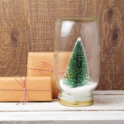 Miniature Pine Trees 8 Pcs Sisal Frosted Christmas Trees Snow-Covered with Wood Base Christmas Tree Set Tabletop Trees for Miniature Scenes, Christmas Crafting and Designing, Mixed Size