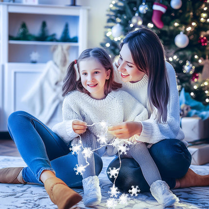 Minetom 4 Pack Christmas Lights, 14 Ft 30 LED Christmas Snowflakes Lights, Waterproof Snowflakes Holiday Lights, Shatterproof Xmas Fairy Lights for Indoor Decor