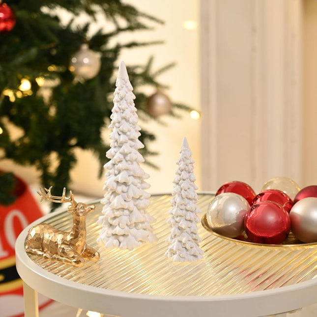 Resin White Christmas Tree Figurines, 2Pcs Small Christmas Tree for Tabletop, Decorative Christmas Tree Set with Glitter, Mini Xmas Trees for Mantle Indoor Decor, DIY Winter Village