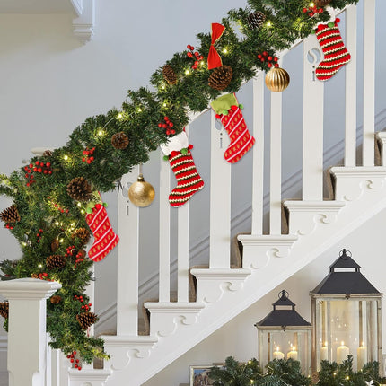 Dolicer 9Ft Christmas Garland with 50Lights, Battery Operated Christmas Lighted Garland Prelit Christmas Garland with Pine Cones Christmas Decoration Xmas Pine Garland for Mantle Home Indoor Fireplace