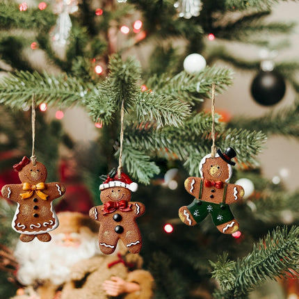 Gingerbread Christmas Decorations 3pcs Resin Hanging Xmas Ornaments Christmas Tree Decorations for Winter, Year Party Supplies, Wedding Home Kitchen Decor 3.5 Inch Tall