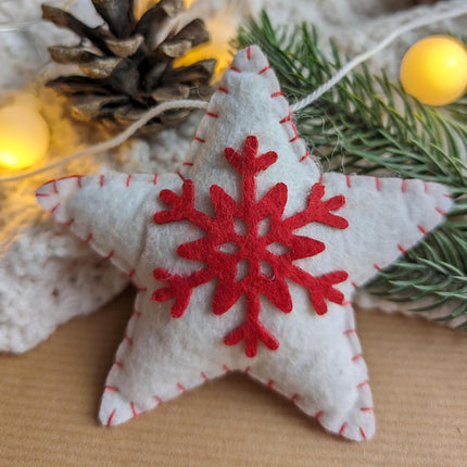 Christmas Felt Garland with Snowflake Design - Christmas Mantel Garland - Nordic Christmas - Danish Christmas Decorations - 47.3"/120cm (Red&White Stars)