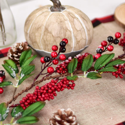 DearHouse 6Feet Red Berry Christmas Garland with Green Leaves Wired Christmas Berry Garland Artificail Garland Indoor Outdoor Garden Gate Home Table Runner Decoration for Winter Holiday Year Decor