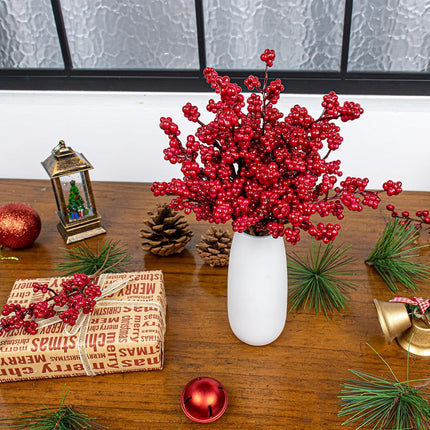 40 PCs Christmas Tree Picks 6.5 Inches Red Berry Picks Christmas Berry Stems for Winter Vase DIY Wreath Tree Table Floral Arrangement