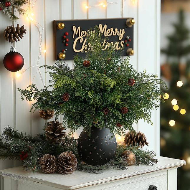 10PCS Artificial Pine Needles Branches with Pine Cones Christmas Greenery Stems Christmas Artificial Greenery Floral Arrangements for Garland Wreath