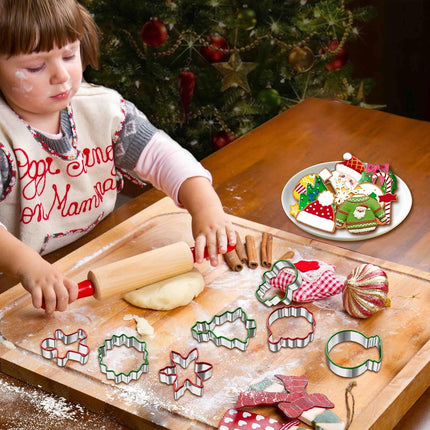 16 Pcs Christmas Cookie Cutters Set with Comfort Grip, 2.5" Stainless Steel Holiday Cookie Cutters for Baking Christmas Shapes, Christmas Candy, Car, Wreaths, Snowman, Xmas Party Supply Baking s