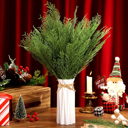 Zeyune 100 Pcs Christmas Artificial Pine Picks Green Fake Pine Branches for Vase Filler 14 Inch Needle Branches Artificial Leaves Faux Pine Leaves Picks for Xmas Holiday Garland DIY Wreath Home Decor