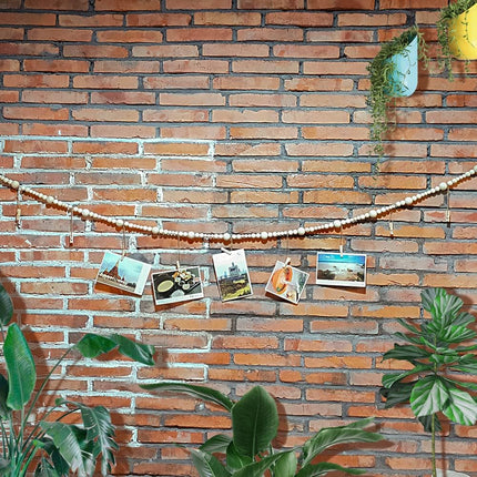 6.46Ft Wooden Beaded Garland with 10 Clothespins Photo Garland Hanging Photo Display Office Nursery Room Banner Decor Christmas Cards Family Holiday Clips Boho Decorations Mother's Day s