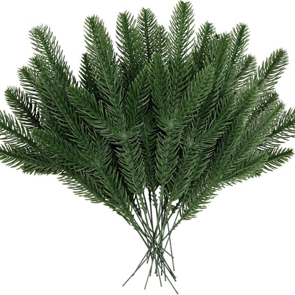 BSTCRAFT 50 Pack Artificial Pine Branches, Green Faux Pine Stems Christmas Plants Pines Needles DIY Accessories for Xmas Wreath Garland Home Decorations