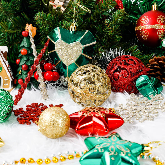 Garma Christmas Balls Ornaments Set, 145Pcs Christmas Tree Garland Red Green Gold Shatterproof Plastic Decorative Baubles for Xmas Tree Hanging Balls Decorations Kit for Holiday Party Seasonal Decor