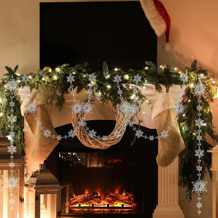 Lewtemi 32.8 Feet Christmas Acrylic Snowflake Garland Christmas Snowflake Ornament Hanging Christmas Snow Flake Streamers for Winter Birthday Party Decorations Supplies Xmas Tree (Clear)
