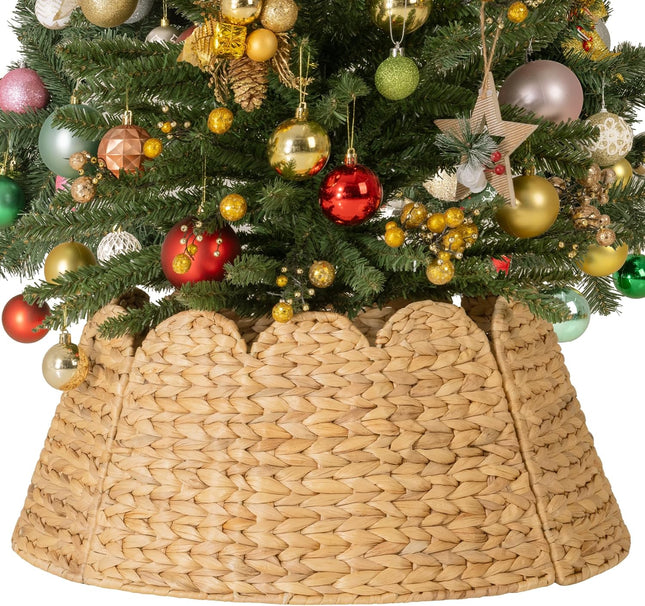 StorageWorks 24" Scalloped Christmas Tree Collar, Wicker Christmas Tree Base Skirt with Water Hyacinth, Rustic Tree Ring Stand Cover for Christmas Home Party Farmhouse Artificial Trees Décor