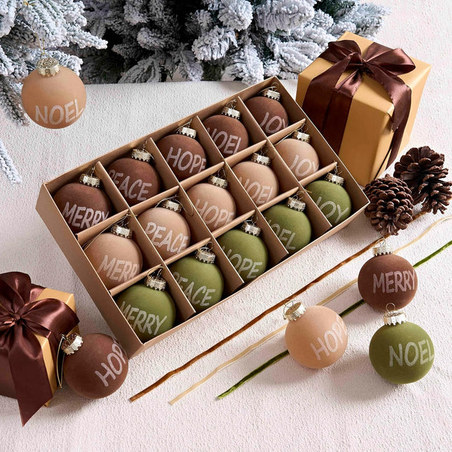 15Pcs Velvet Christmas Balls Flocked Christmas Tree Ball Ornaments 3.15 Inch Shatterproof Christmas Ornaments Ball for Christmas Tree Xmas Door Wreath Decoration