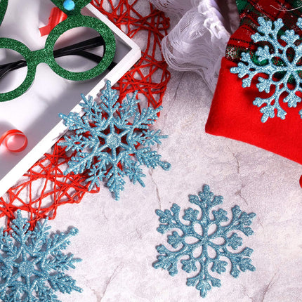50 Pieces Plastic Snowflake Ornaments Glitter Snowflake Christmas Tree Hanging Decorations with 50 Pieces Hooks for Winter Wonderland Home Decor Xmas Party Favors Supplies