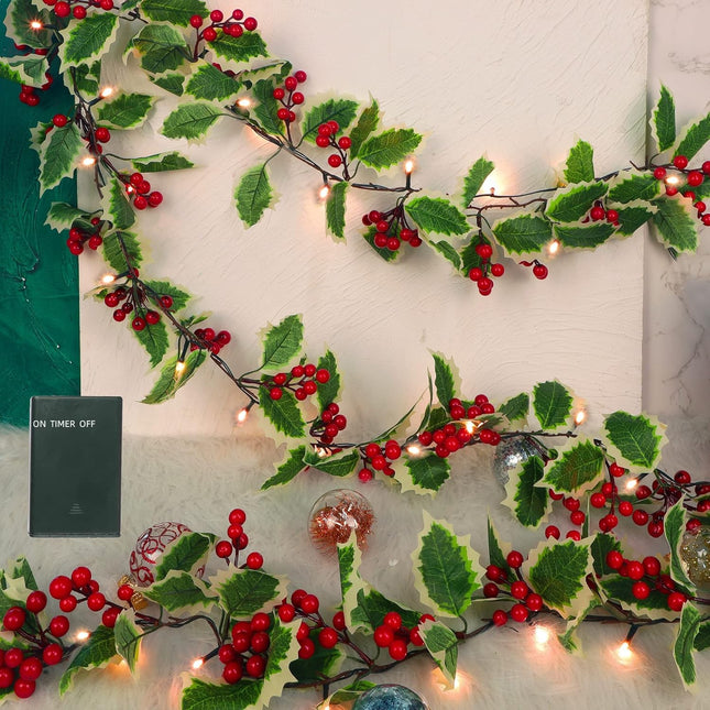 Juegoal Christmas Garland, 6.5FT Pre-lit Red Berries & Holly Leaves Garlands, Artificial Lighted Berry Garland Battery Operated with Timer, Indoor Outdoor Fireplace Gate Home Winter Year Decor